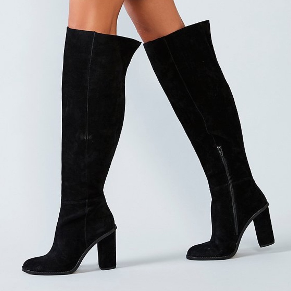 Gianni Bini Over the Knee Suede Boot 6 1/2